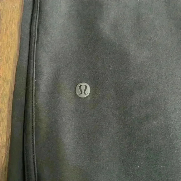 Lululemon women’s joggers - Picture 2 of 9